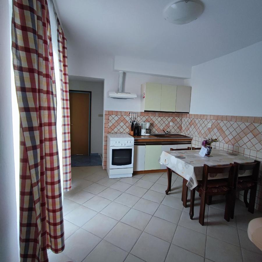 Apartmani Olivera 2 Supetarska Draga Eksteriør bilde